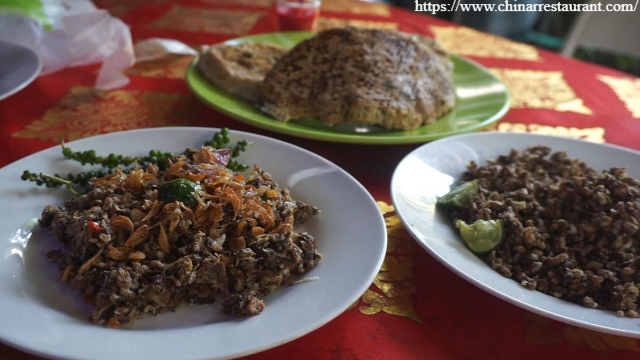 Makanan Bali dari Lebah